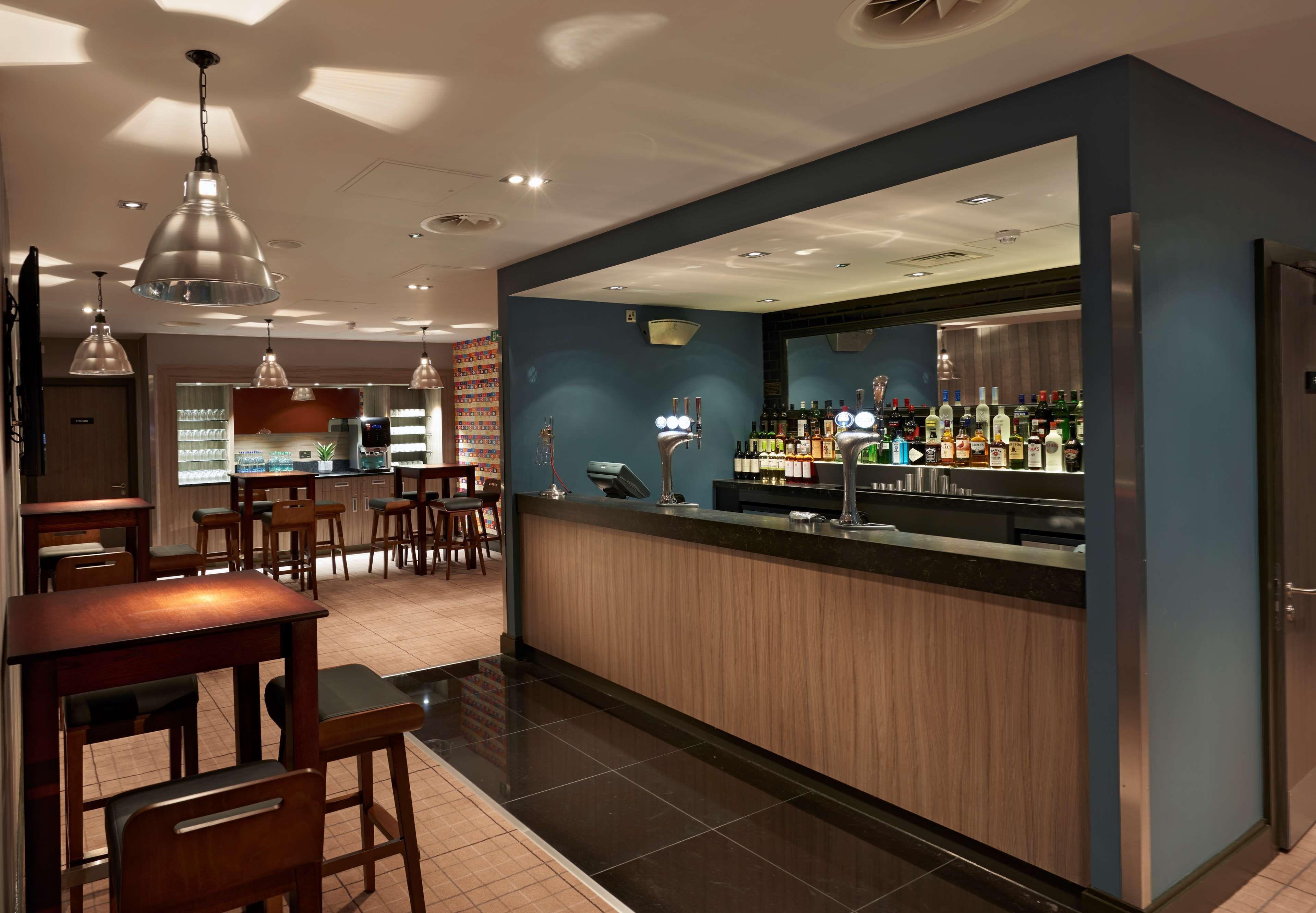 Village Hotel Glasgow — Photos 2